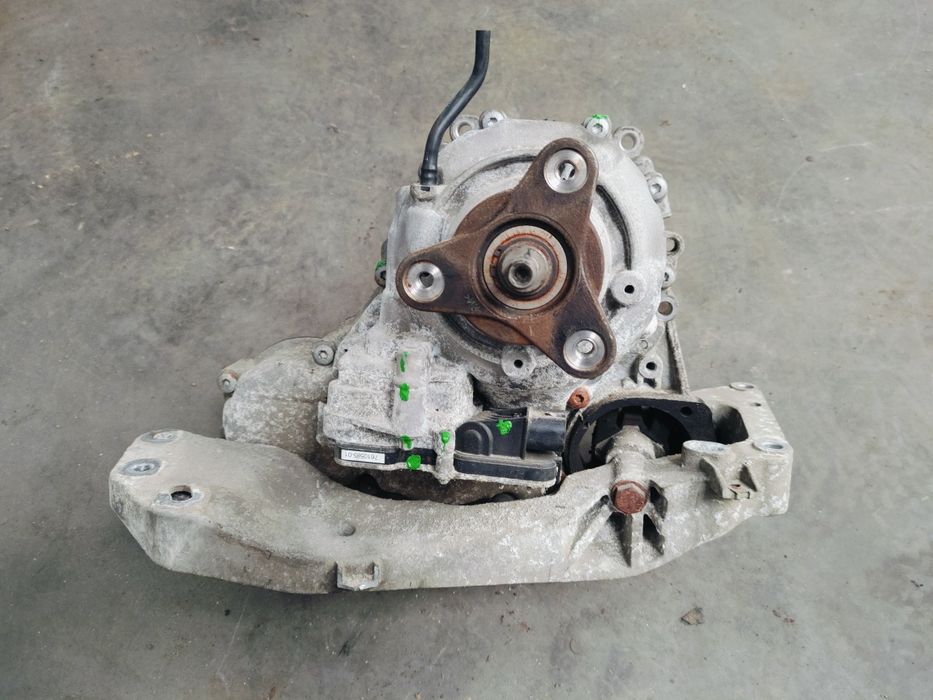 Caixa tranferência Bmw X1 20D Xdrive - E84