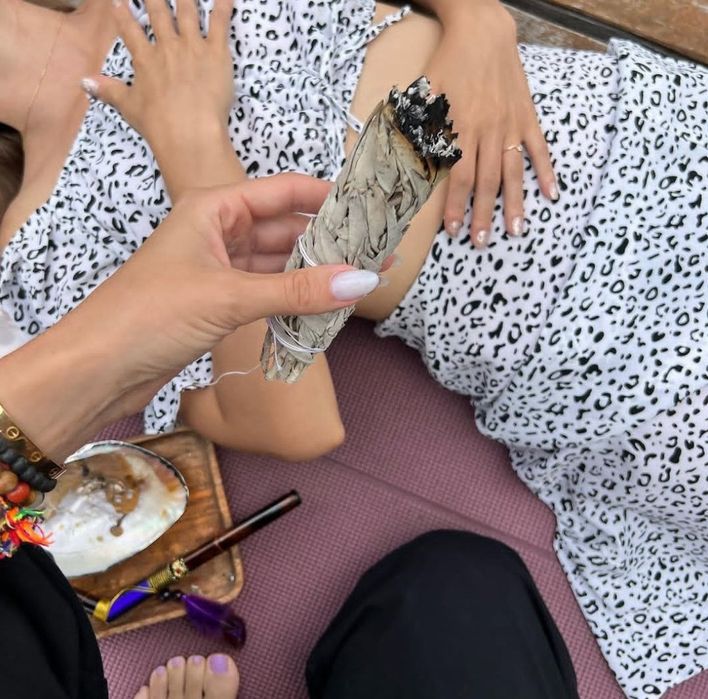 Шалфей, гармала, могильник, полынь, зверобой, лаванда, полин