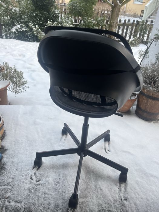 Krzesło obrotowe czarne na kółkach | Regulowana wyskość