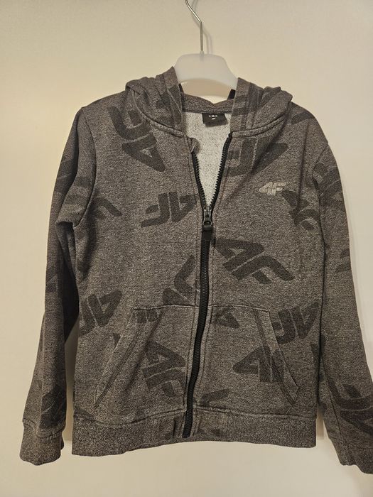 Zestaw bluzy 4 sztuki rozmiar 134