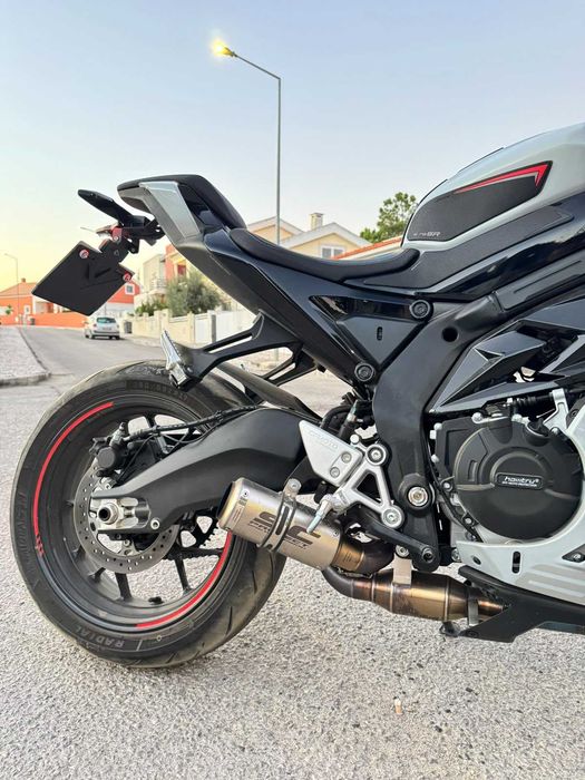 CF Moto 675 SR-R