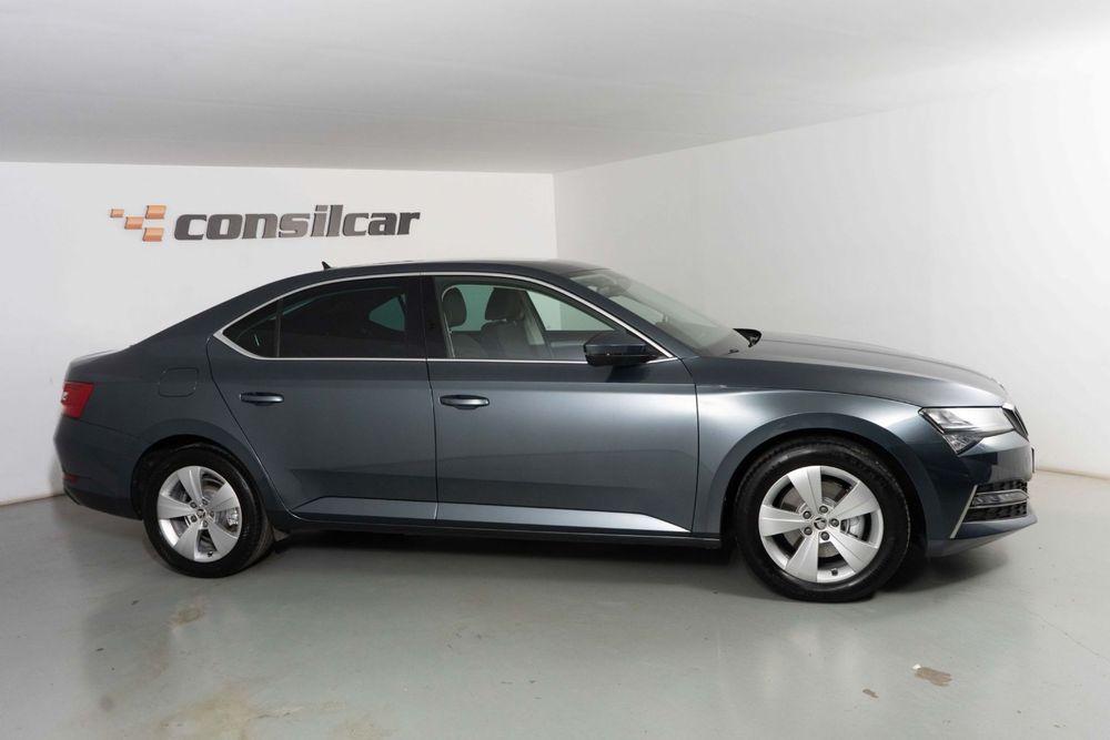Skoda Superb 1.4 TSI iV Style DSG