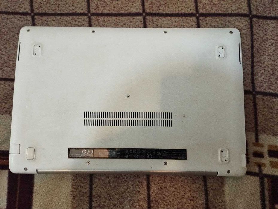 ASUS X201E (X201E-KX002D) White + Зарядка + Нюанс