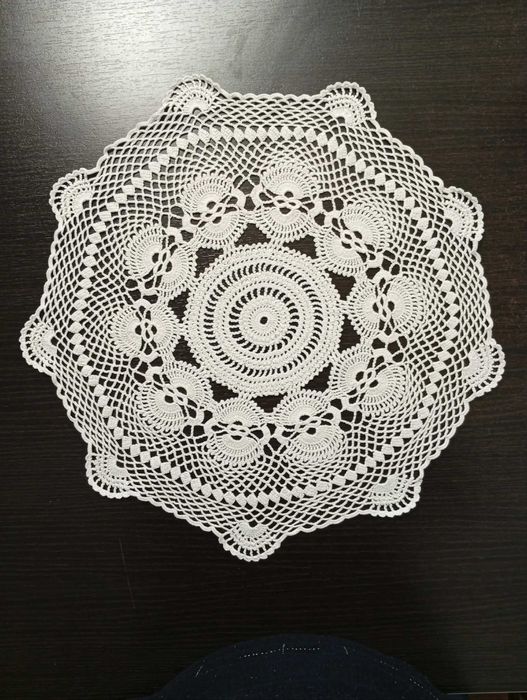 Serwetka na szydełku 46cm