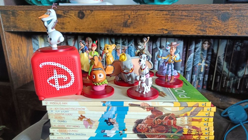 Disney audiobajki deagostini 1-10 z figurkami i głośnikiem