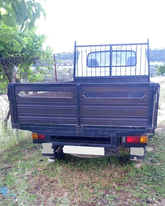 Nissan Cabstar  F22 - 1983