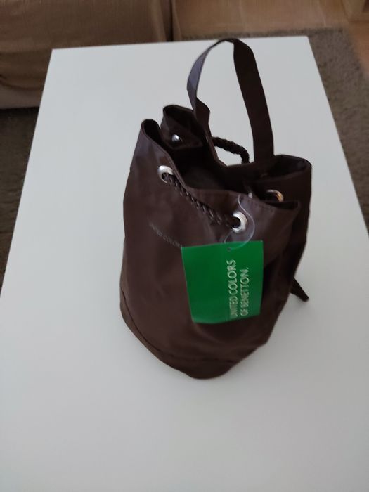 Saco mochila Benetton, novo