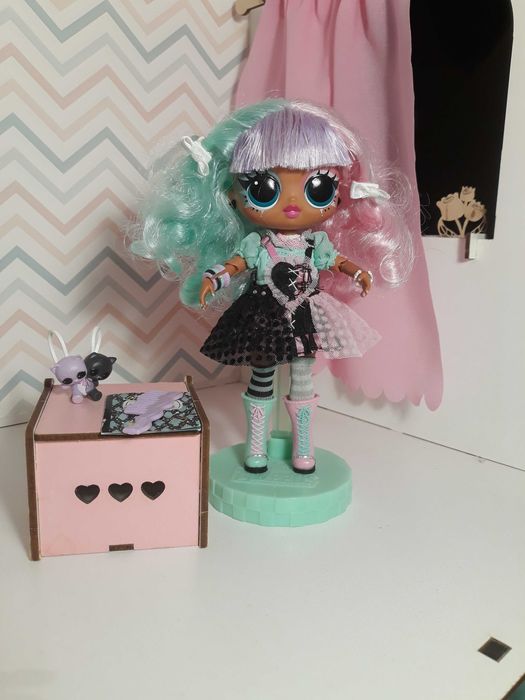 Лялька з колекції L.O.L.