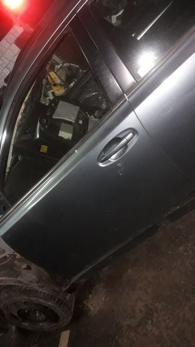 Двери, дверь, дверка, Subaru Outback b14,  Legacy b15 b16, Forester sk