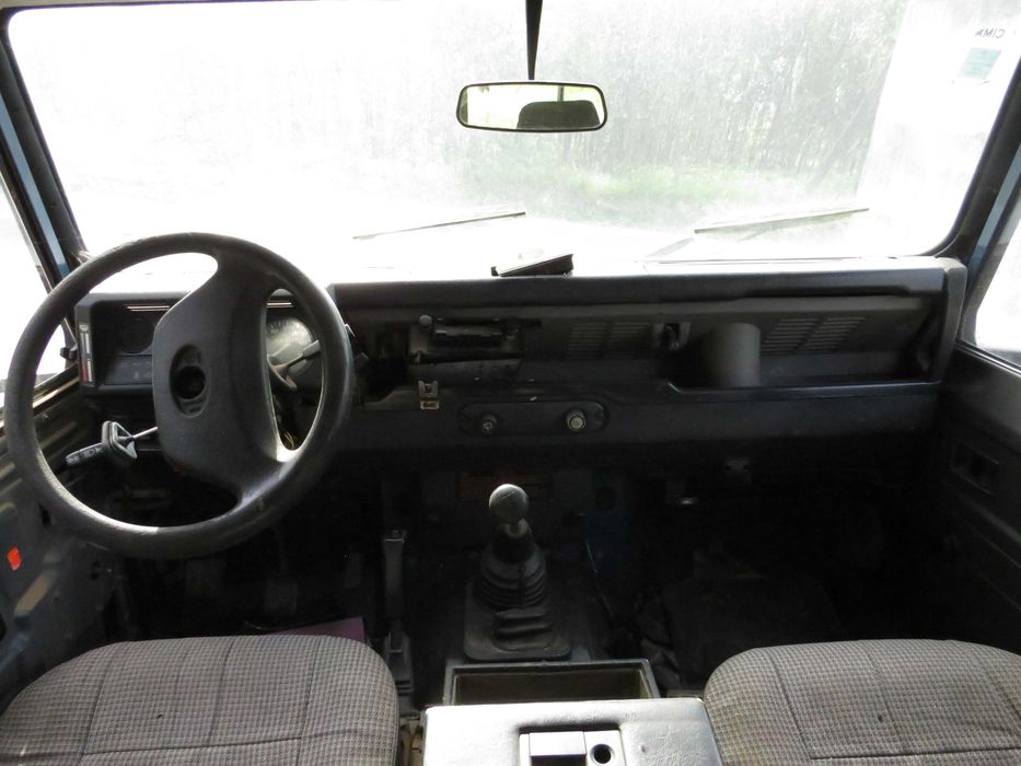 LAND ROVER DEFENDER Station Wagon 2.5 TDI 4X4 de 1994 - Peças Usadas