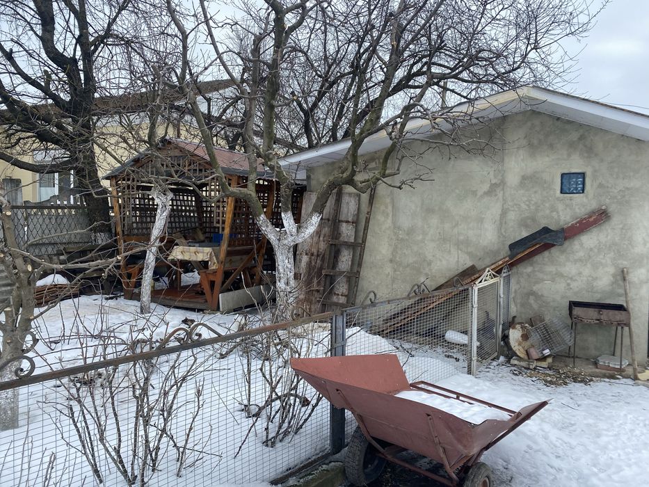 Квартира з земельною ділянкою!