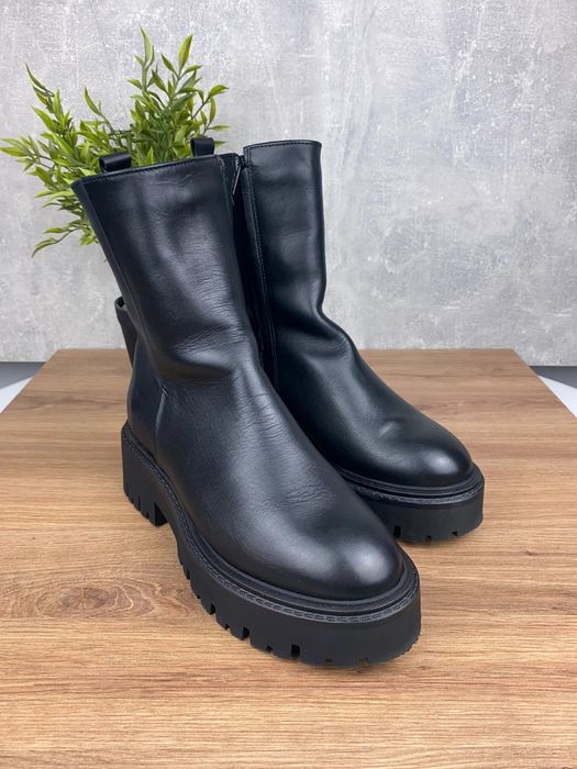 Buty Zign r. 38 - czarne skórzane botki na grubej podeszwie