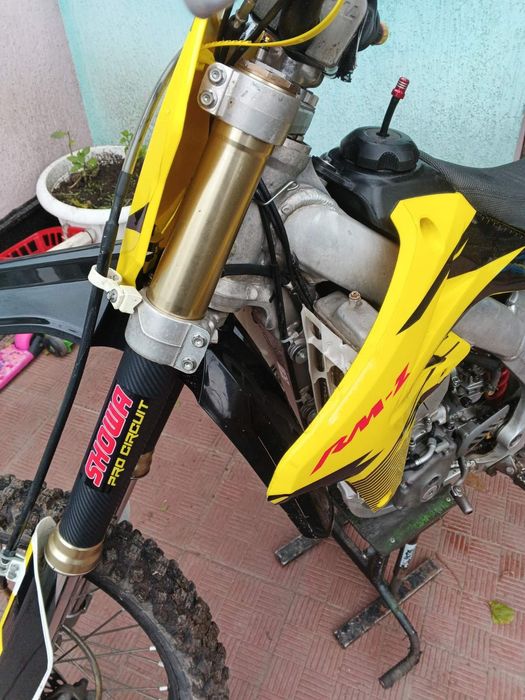 Сузукі рмз 250  .