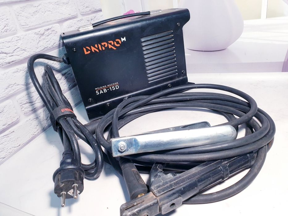 Зварювальний апарат Dnipro-M Sab 15D