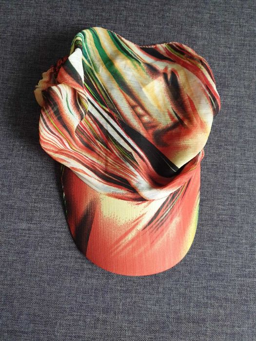 Daszek na lato z osłoną na głowę Coco.