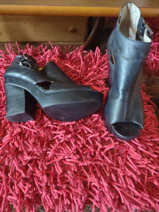 Super okazja  !  Buty   półbuty  sandały  platformy  koturny   TOPSHOP    rozm. 36/37