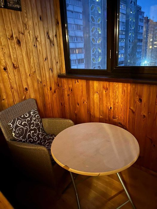 Здається велика 2-к квартира, м.Позняки, вул.Гмирі