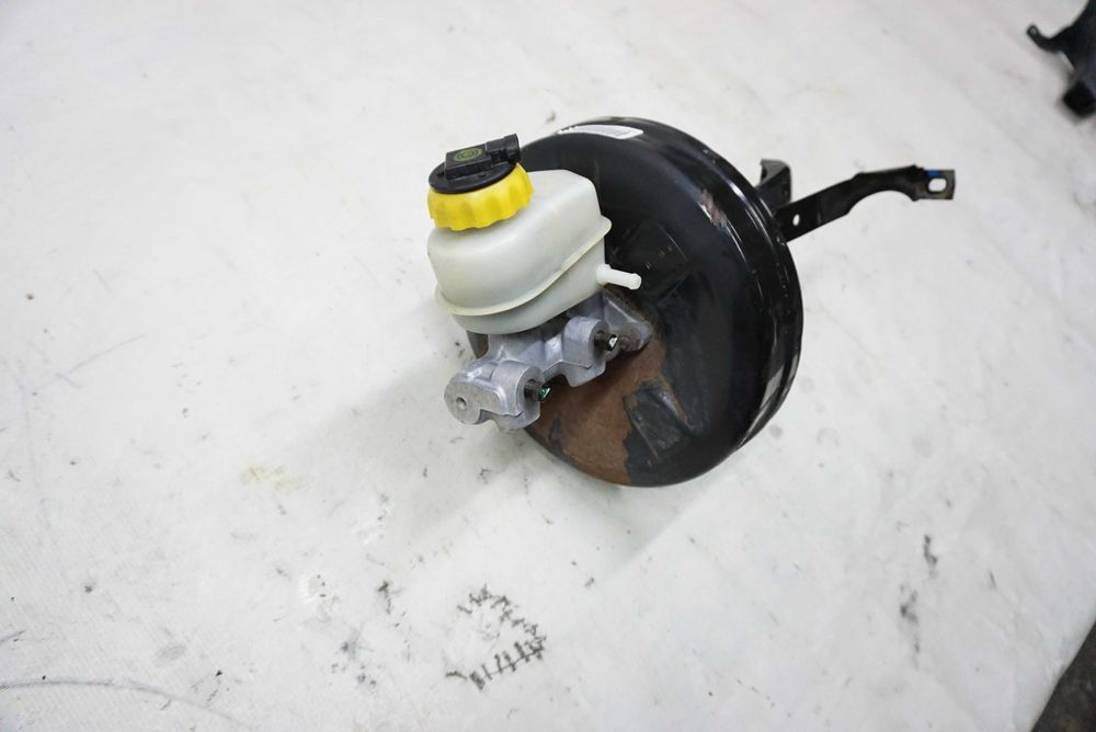 Головний гальмівний циліндр+Вакуум під АБС Daewoo Lanos\Део Ланос