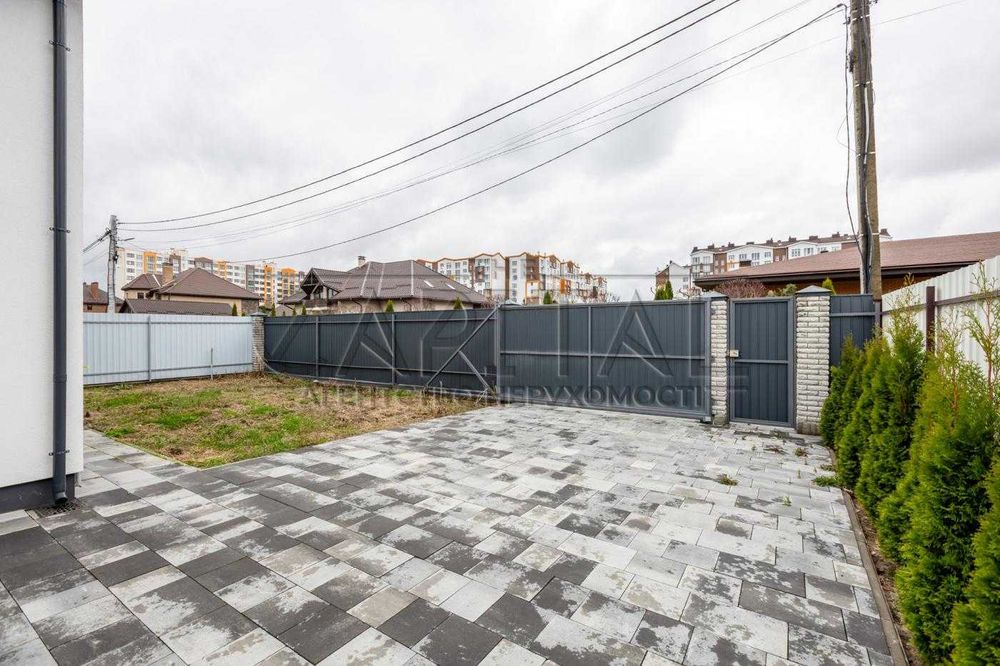 Продаж будинку 150м2  із власною земльно ділянкою 5 соток в с. Крюківщина