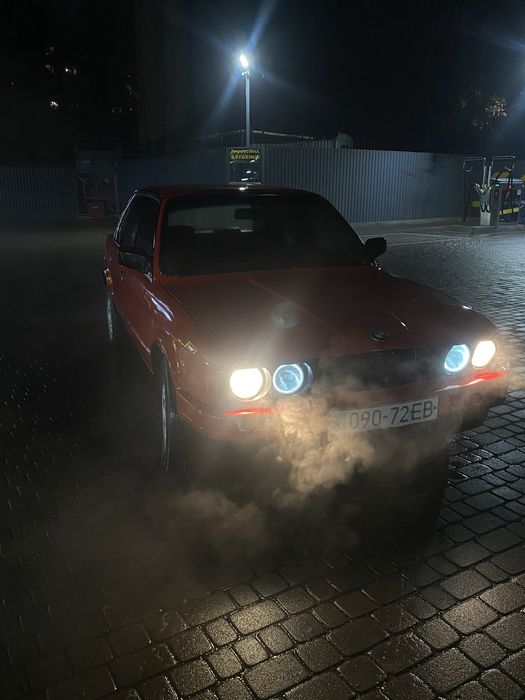 Бмв е30, 1.8, газ/бенз!