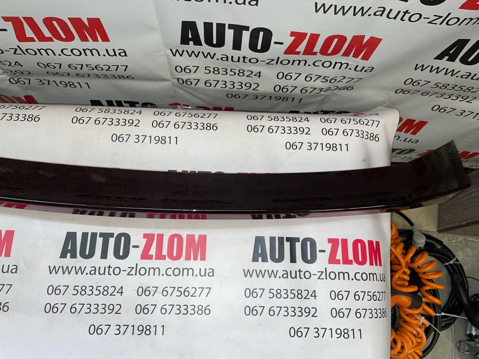 Задній ліхтар бленда Honda CIVIC X купе 2015-2019 33700-TBG-A011