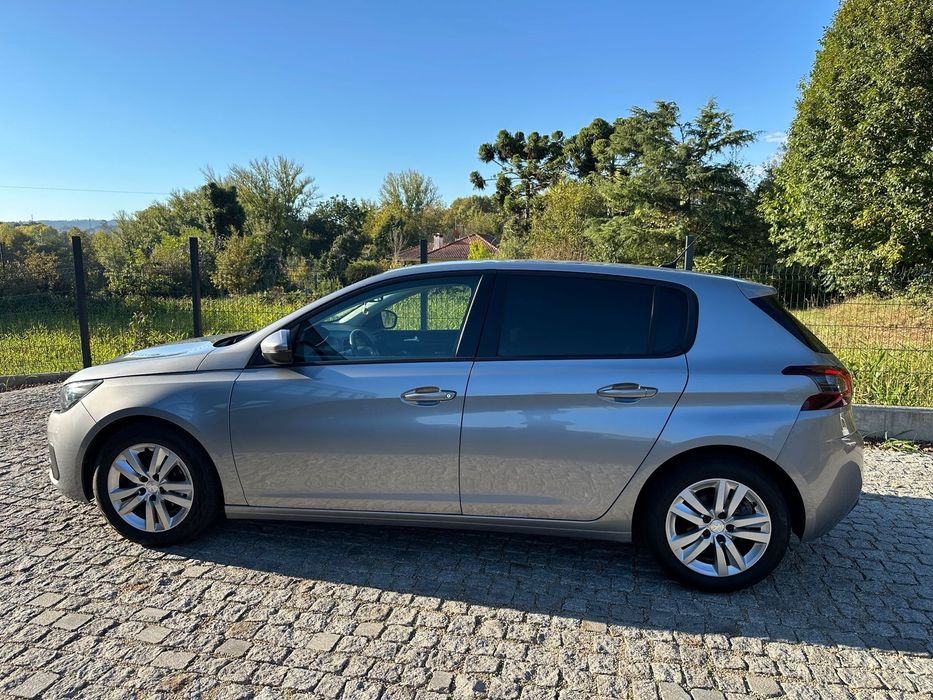Peugeot 308 PureTech 110 Stop & Start Style
