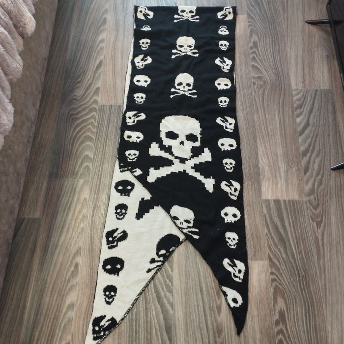 Великий двухсторонній зимні́й шарф мерч Череп 250*40
