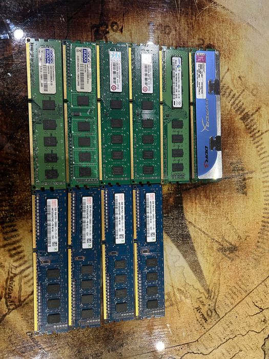 Оперативна память DDR3 по 2Gb Samsung Hynix Transcend Goodram HyperX