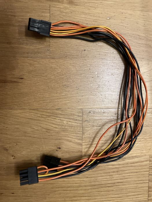 Adapter zasilania do karty graficznej