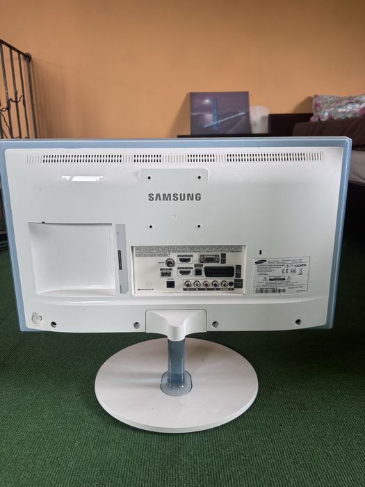 Monitor tv samsung T24D391EW