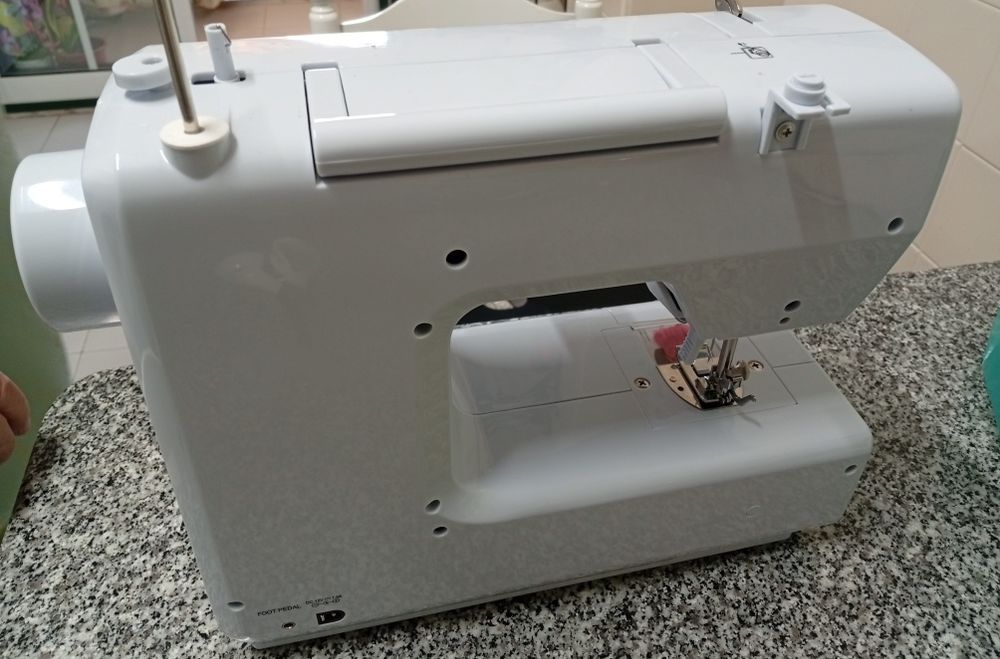 Máquina de costura
