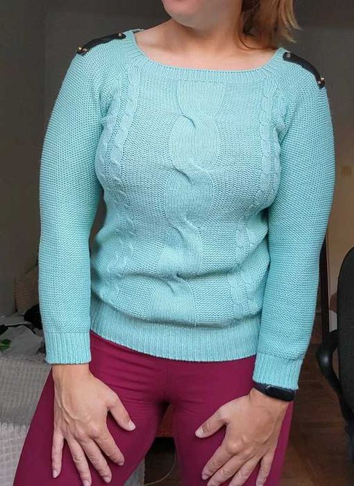 Miętowy damski sweter warkocz M