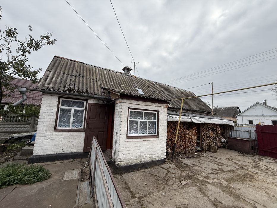 Будинок з майстернею