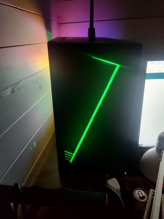 Ryzen 5 7500f / 16GB DDR5 / RTX 3060Ti / dysk NVMe M2. 500GB