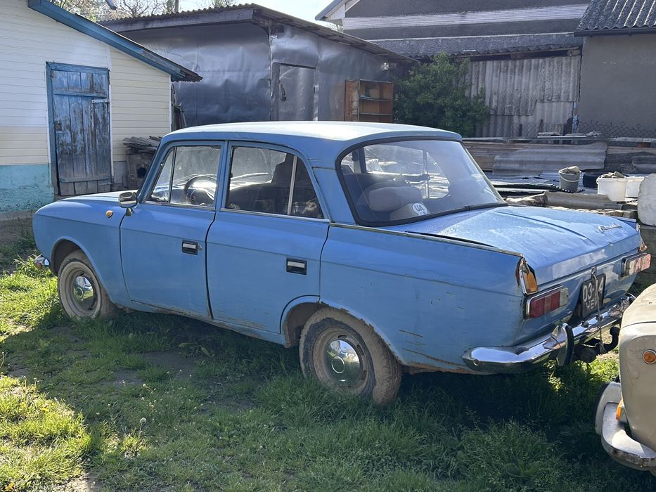 Москвич 412 без двигуна