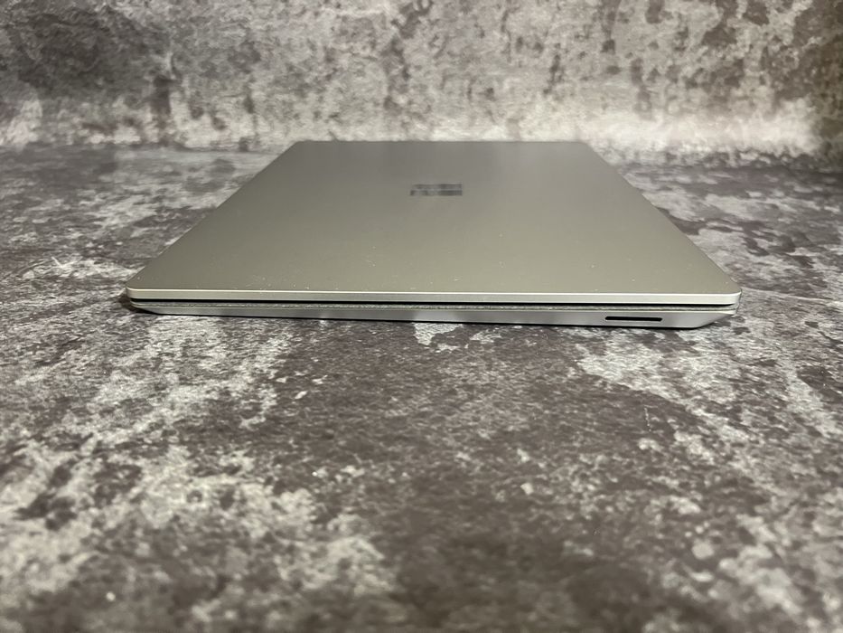 Microsoft Surface Laptop 5, i7-1265u, RAM 16, SSD 512, 2K Touch АКБ 12 циклів