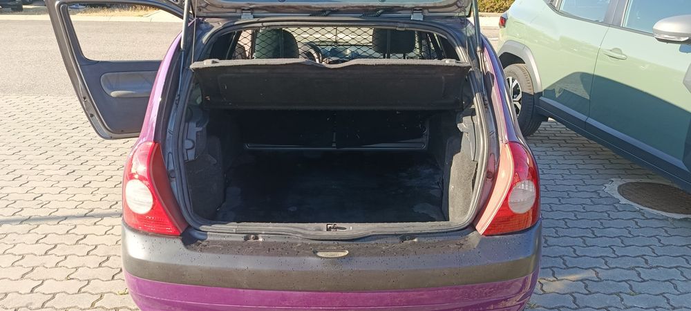 Renault Clio açaí