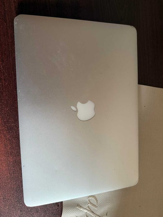 MacBook Air 2015 8GB/128GB bateria 33 cykle