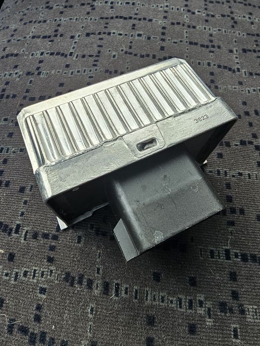 Modulo Relé Sistema de Pré aquecimento velas Opel Frontera B