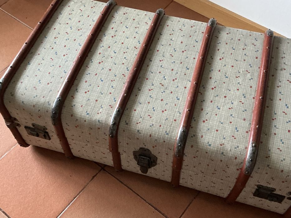 Mala de porāo/ baú