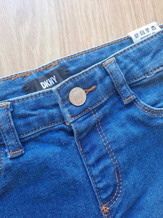 Zestaw tregginsów jeansowych dziewczęcych DKNY i RESERVED na 140 cm