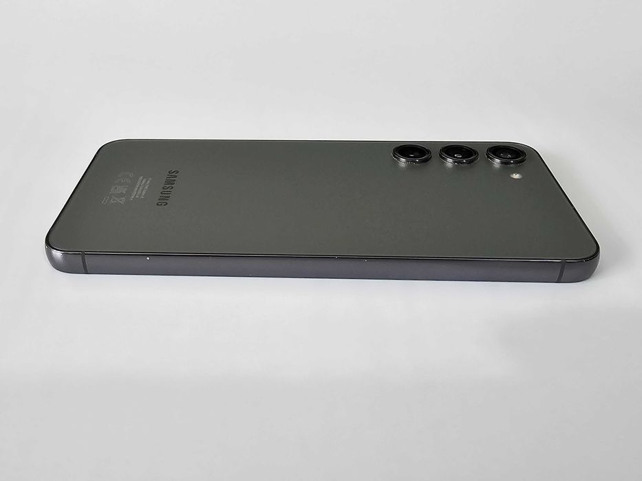 Samsung S23 plus. 256Gb. Muito bom.