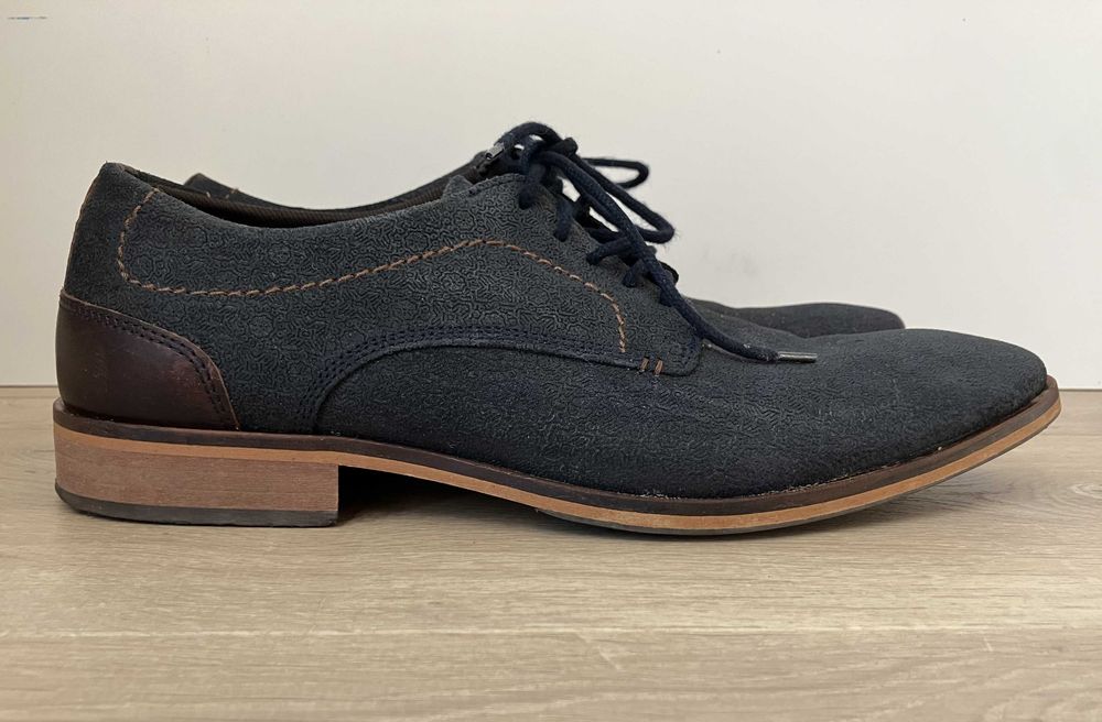Bullboxer buty męskie półbuty, skóra tłoczona, granatowy roz. 42