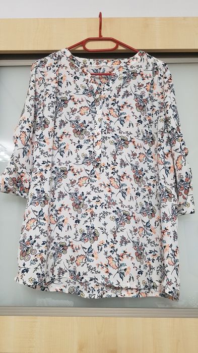 Bluzka wzorzysta rozm. 40