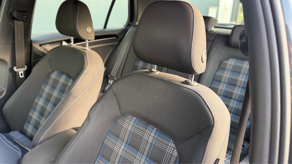VW Golf 1.4 GTE Plug-in