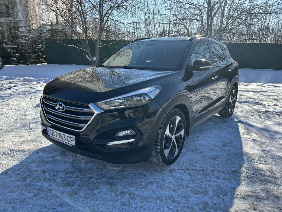 Офіційне авто ,максимальна комплектація