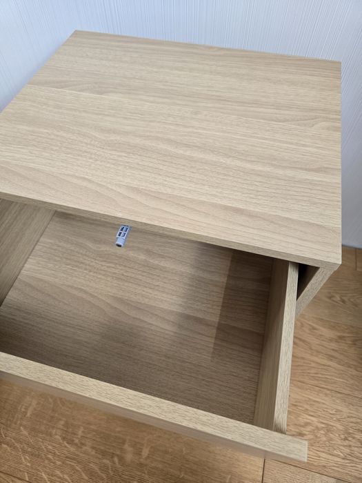 Szafka nocna drewniana nowa