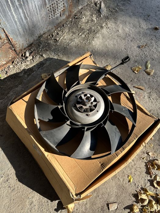 Віскомуфта вентилятор range rover land evogue 4.4 дизель