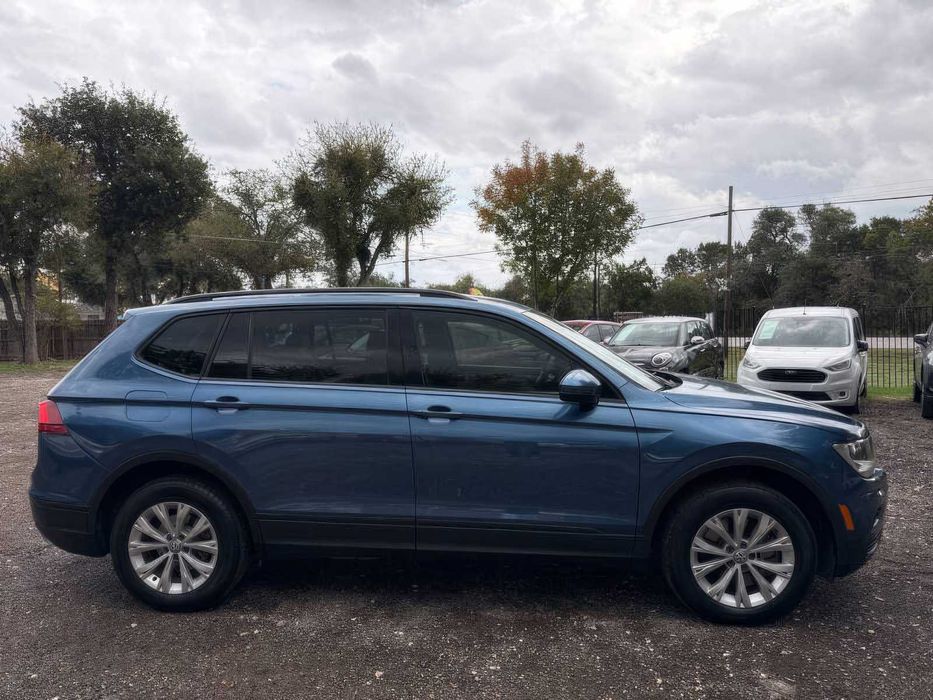 Volkswagen Tiguan S      2020