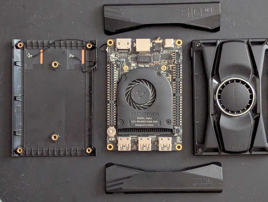 LattePanda 2 Alpha 864s (8GB RAM)